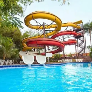 https://resort-golden-dolphin-caldas-novas.caldasnovashotels.com